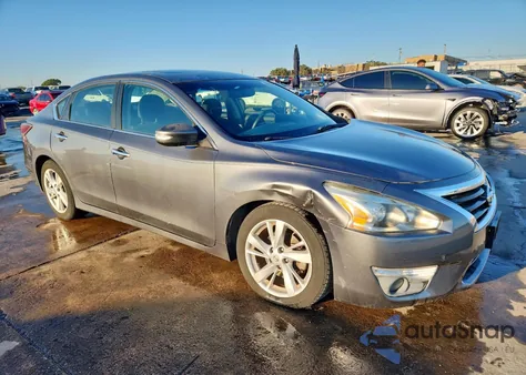 2014 Nissan Altima 2.5 из США, поврежденный, VIN 1N4AL3AP0EC116433